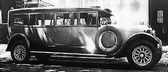 1st Limousine Ever Built